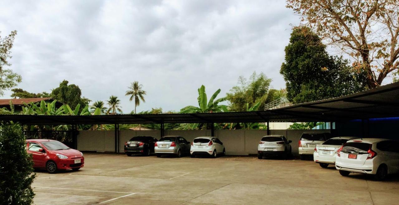 The Resto Hotel Udonthani Kültér fotó